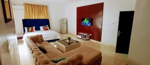 Green Court Apartments and Suites Lekki - Zimmer