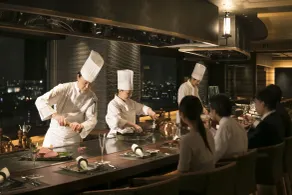 Hotel Plaza Osaka - Ristorante