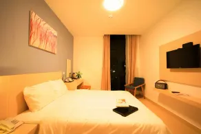 Ngan Hoa - Mille Fleurs - Room