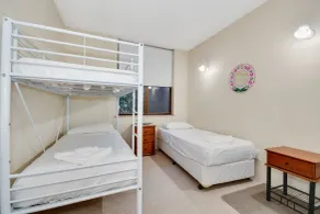 Shandelle Apartments - Room