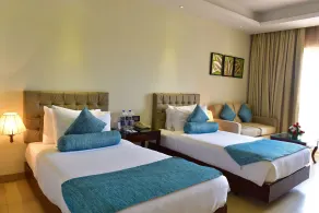 Golden Tulip Candolim, Goa - Room
