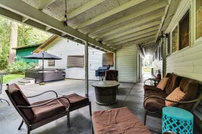 Close to Intel/nike: Large Family Home w/ Hot Tub - Innvendig