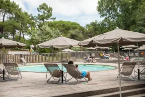 Huttopia Ile de Ré - Chardons bleus - Piscina