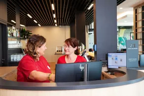 ibis Hotel Berlin Airport - Reception