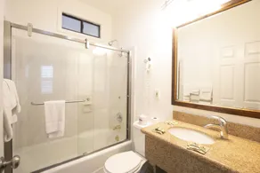 Alpha Inn and Suites - Salle de bain