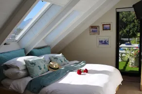 185 on BEACH Boutique Suites - Camera