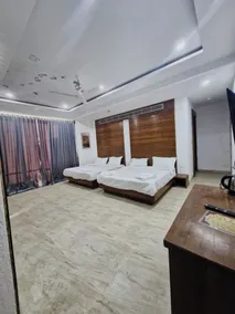 Aakaar Valley - Quarto