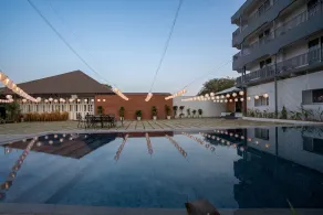 Le Roma Samsara - Piscina