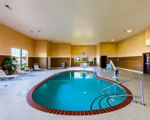Comfort Suites University - Piscine