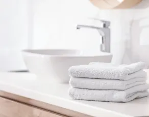 Best Western Plus Kawartha Lakes Hotel & Suites - Bathroom