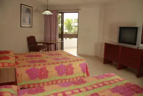 Hotel Debliz - Quarto