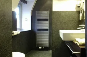 Hotel The Century - Bathroom