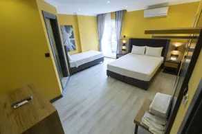 Roy Otel - Habitación