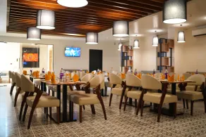 Everest Inn Chakan - Ristorante