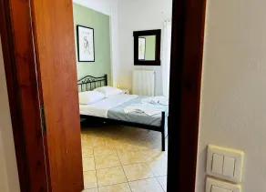 Son of the Beach Apartment - 20sec walk to beach - Room