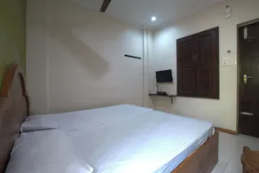 JAYA BHARATHI LODGE - Room