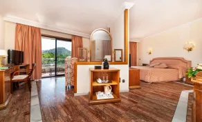 Hotel Serrano Palace - Chambre