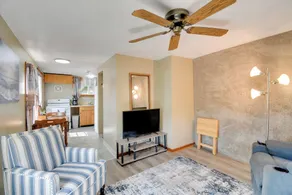Riverfront Couple's Retreat, 3 Mi to Seneca Lake! - Innenbereich