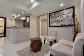 Super 8 by Wyndham Ruston - Hall