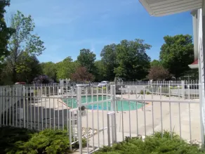 High Point Inn - Pool