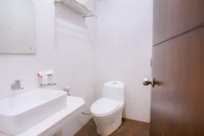 Super OYO Capital O 1630 Hotel Syariah Ring Road - Salle de bain