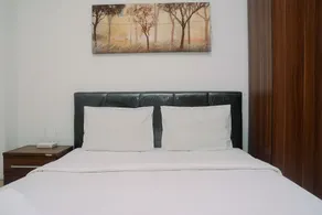 Good and Comfy Studio Room at Green Bay Pluit Apartment - Room