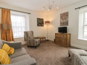 Station View - Living area