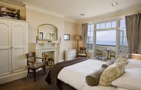 The Marine - Room