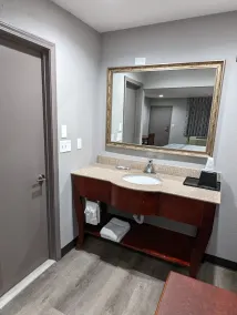 OKC Hotel - Bathroom