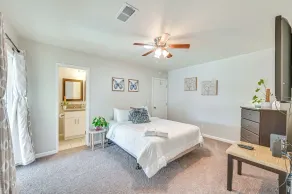Walkable Chula Vista Home w/ Covered Patio - Innvendig