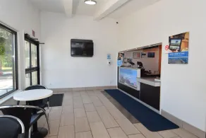 Motel 6-Hamburg, NY - Hall