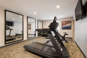 Everhome Suites Corona - Salle de remise en forme