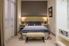 Welldone Cathedral Suites - Værelse