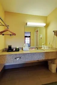 Ramada by Wyndham Flagstaff East - Zimmer