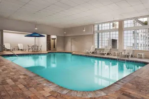 Ramada by Wyndham Pigeon Forge North - Piscine