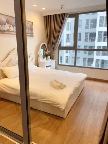 BOM HOMES- VINHOMES TIMESCITY- 2BR- SERVICE apt - Chambre