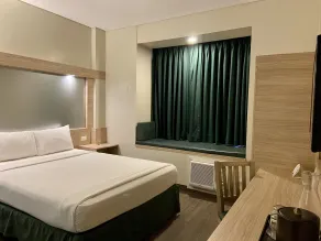 Microtel by Wyndham Tarlac - Chambre