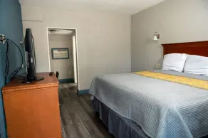Riverside Inn and Suites - Chambre