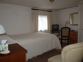 The Falcon Hotel - Room