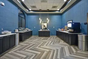 Hampton Inn & Suites Los Angeles Burbank Airport - Restaurant