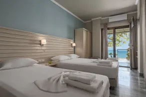Alkioni by the Sea Hotel - Chambre