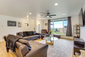 Explore Camano Island Beaches! Family Home w/ Yard - Innvendig