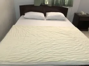 Thinh Phuong Nam Hotel - Room