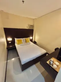 Anton's Inn - Chambre