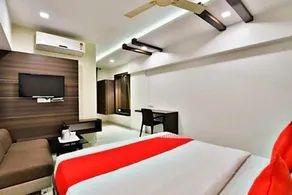 Hotel Amber Railway station - Chambre