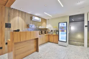 HOTEL SURAT - Reception