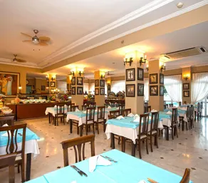 Hotel Sinatra - All Inclusive - Restaurant