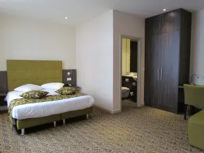 Hotel Chambord - Room