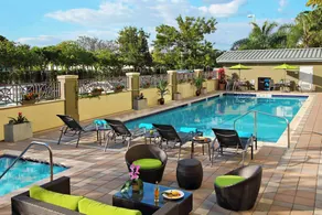 Fairfield Inn & Suites Fort Lauderdale Airport & Cruise Port - Piscine