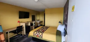 Super 8 by Wyndham Vandalia/Dayton International Airport - Chambre